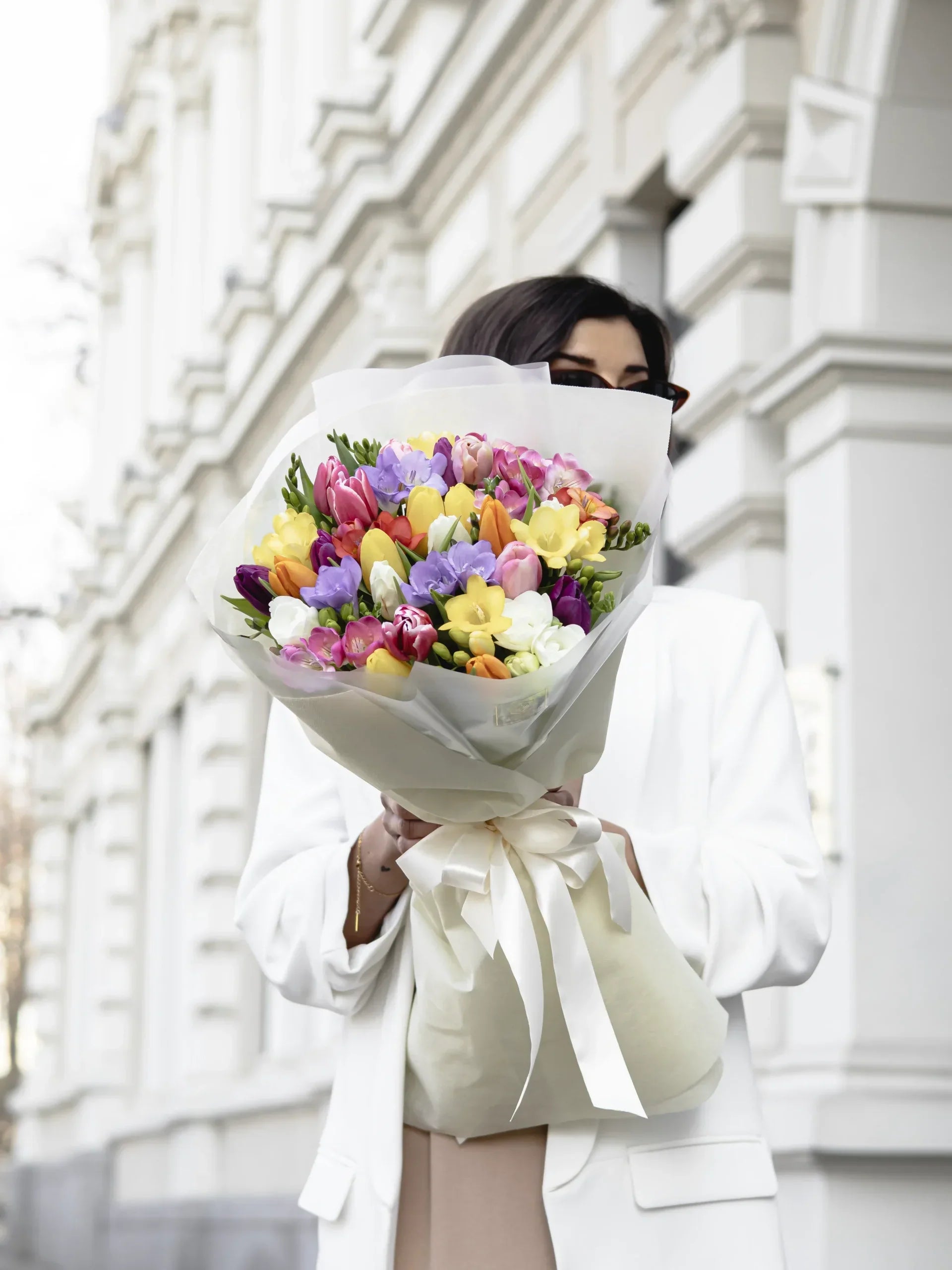 Луксозни пролетни букети от GEBOV Flowers