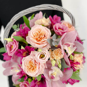 Кошница Катлея No. 174 - Стилна и вдъхновяваща кошница в розова гама, доставка в София, снимка 2