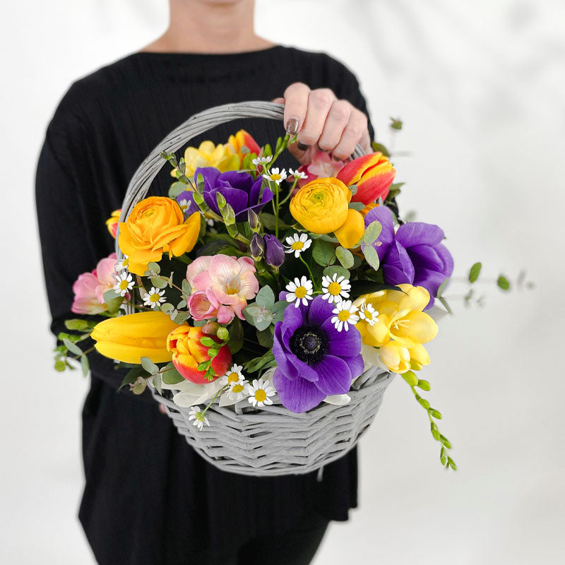 Кошница Анне No. 176 - Кутия с цветя: Кошница Анне, доставка в София