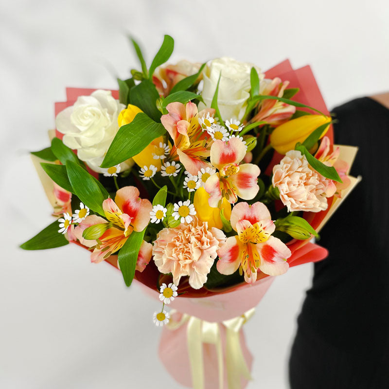 Букет Елени No. 178 - Букет Елени от свежи цветя, доставка в София