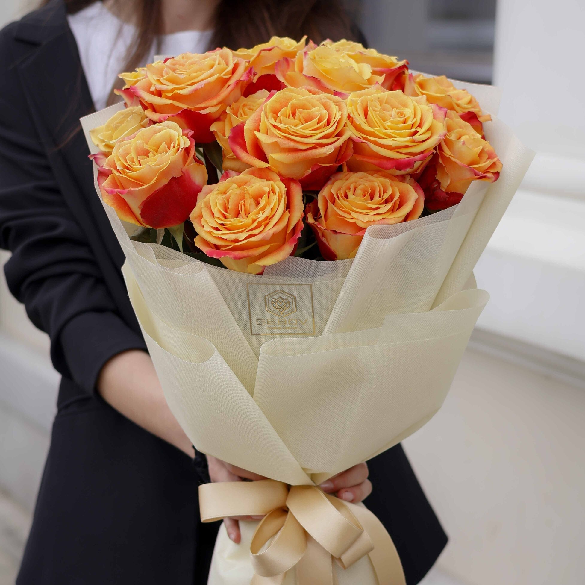 Букет от оранжеви рози Силантой Nо. 300 - Позволете си да бъдете пленени от нашия букет “Силантой”, доставка в София