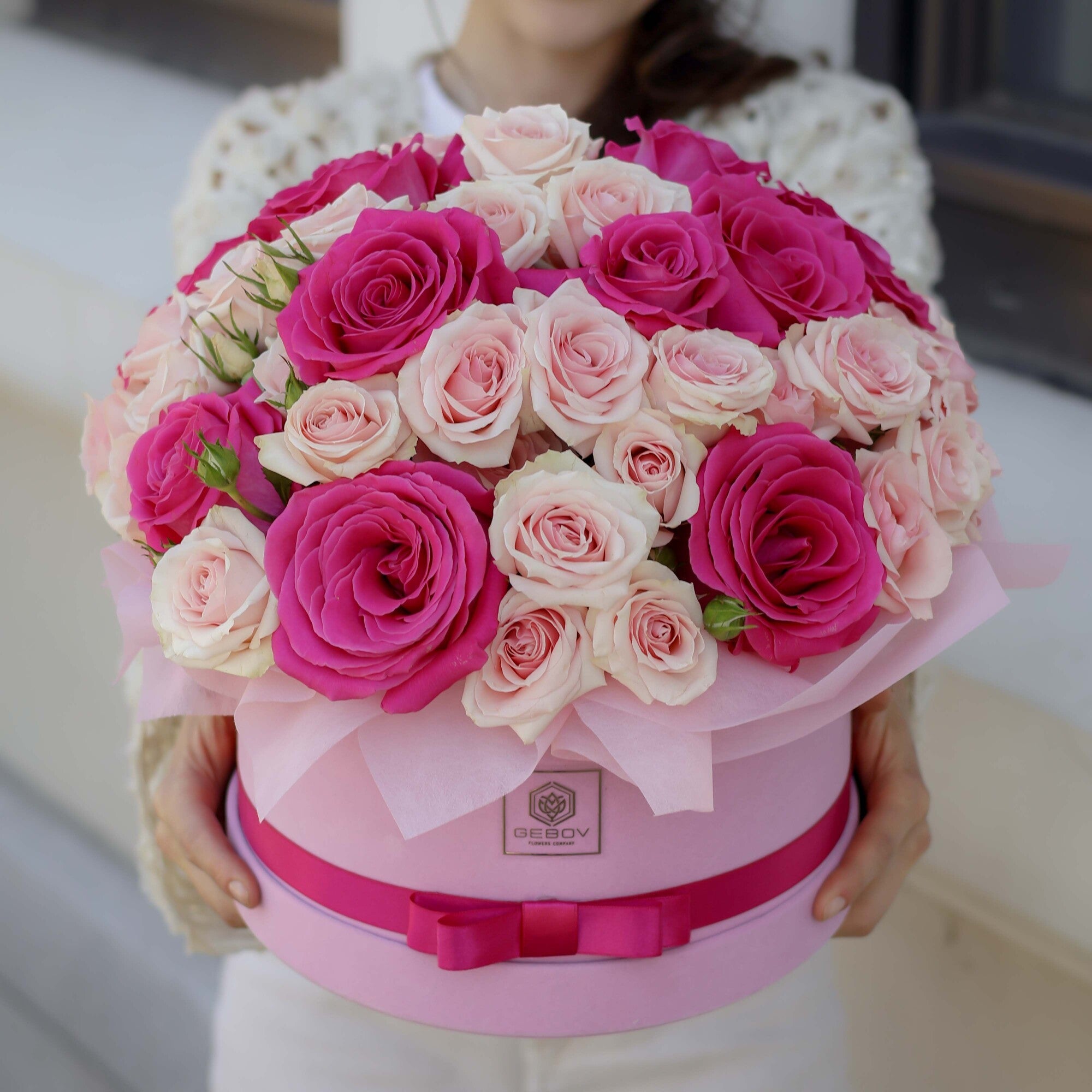 Кутия Валери No. 302 - Представете си изяществото на тази стилна велурена кутия, доставка в София