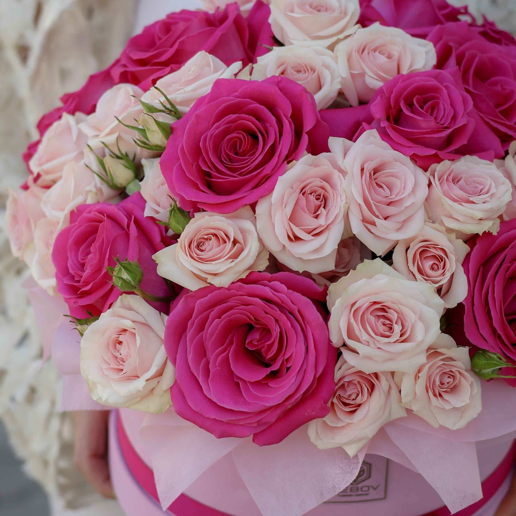 Кутия Валери No. 302 - Представете си изяществото на тази стилна велурена кутия, доставка в София, снимка 2