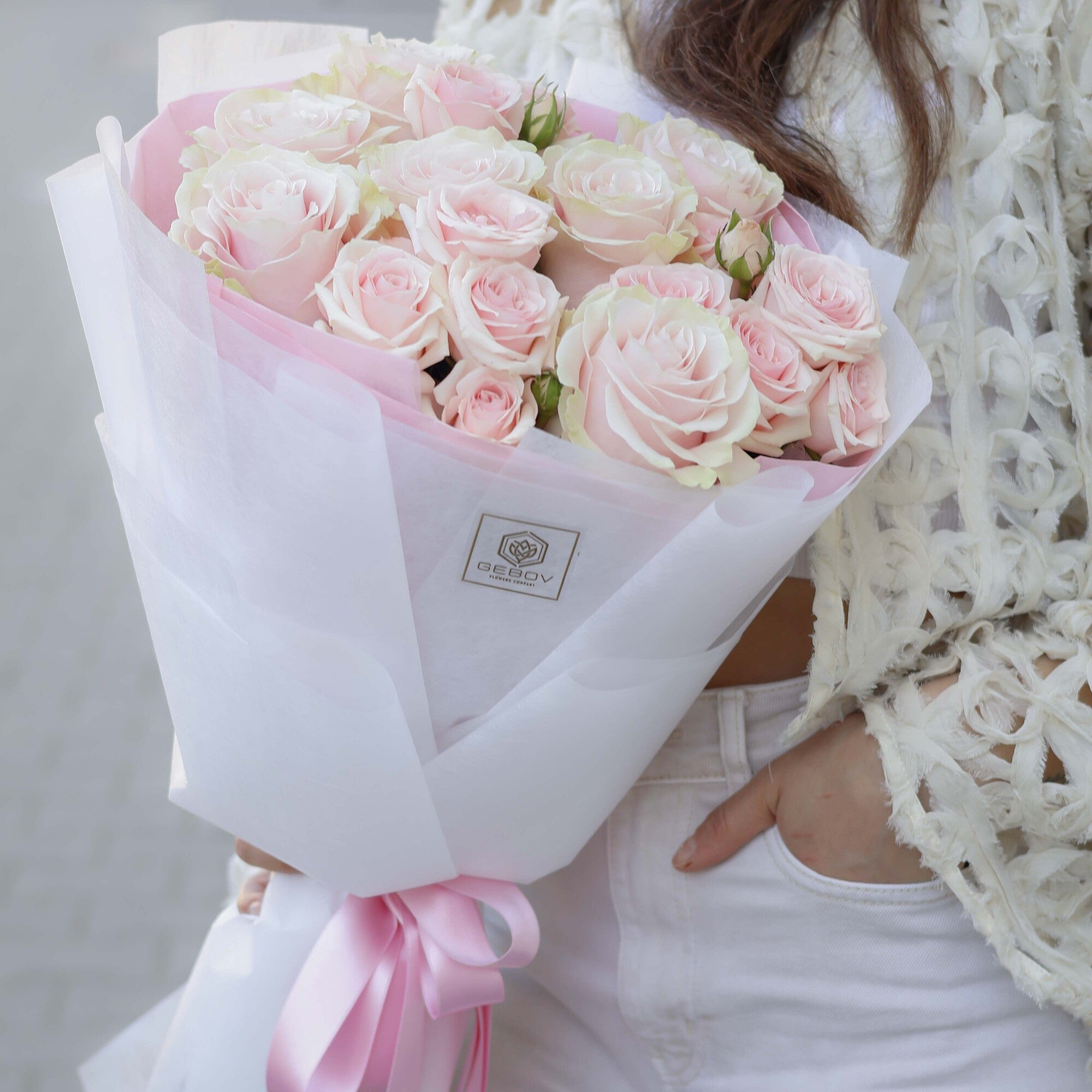 Букет Флер No. 311 - Открийте съвършенството с букета „Флер“, доставка в София, снимка 3