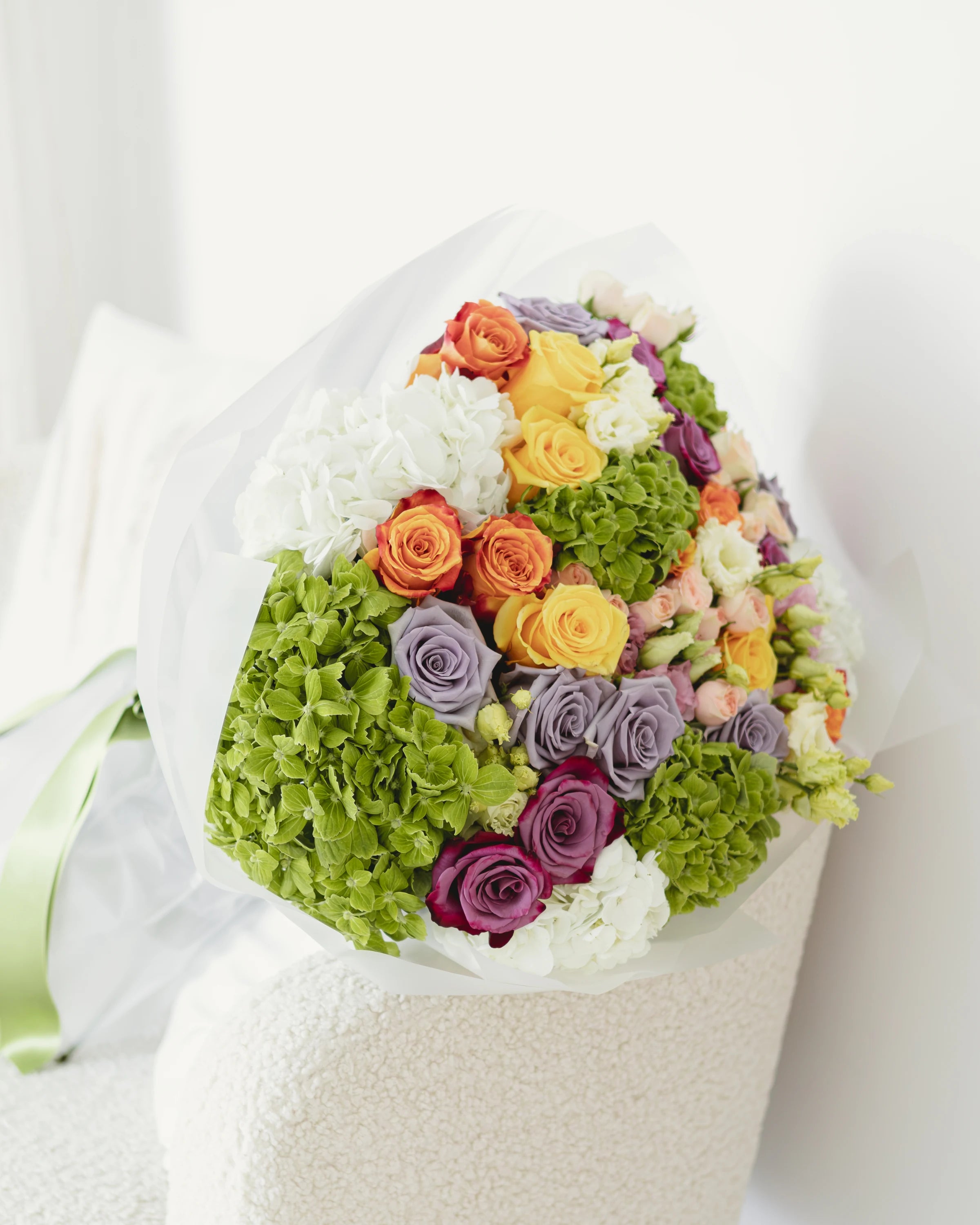Букет с рози Dopamine DeLuxe от GEBOV Flowers, снимка 4