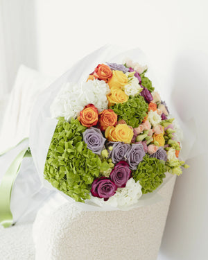 Букет с рози Dopamine DeLuxe от GEBOV Flowers, снимка 4