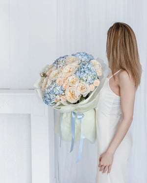 Букет с рози Velora Soft от GEBOV Flowers, снимка 2