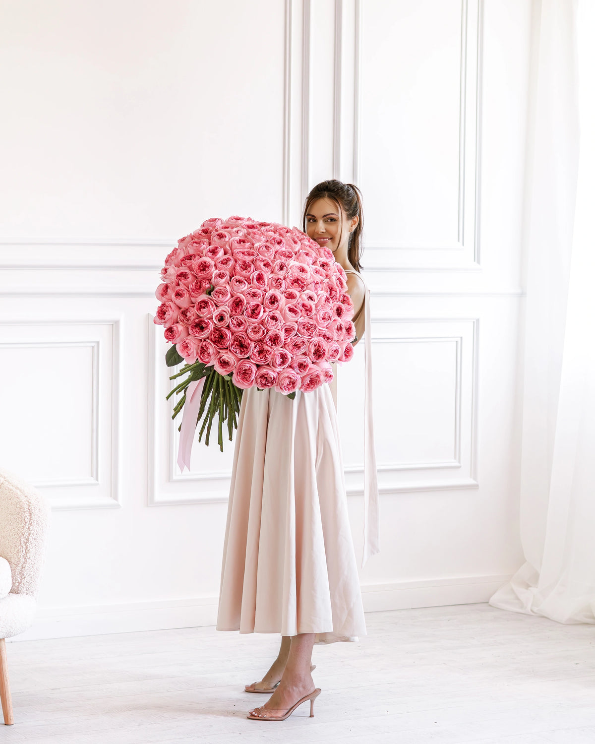 Букет от 101–201 рози Pink X-pression Classic No. 473 от GEBOV Flowers — снимка 2