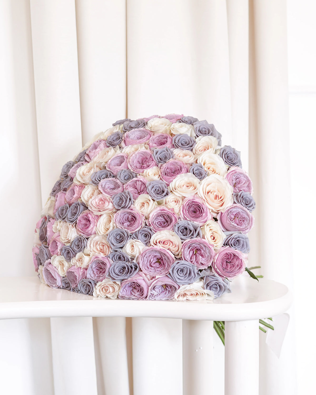 Букет от 101–201 рози Viola Classic No. 475 от GEBOV Flowers — снимка 4