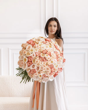 Букет от 101–201 рози Coral Reef Classic No. 477 от GEBOV Flowers — снимка 2