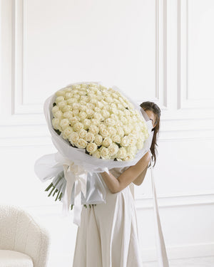 Букет от 101–501 рози Mondial Deluxe No. 478 от GEBOV Flowers — снимка 4