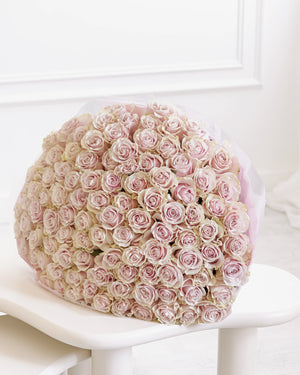 Букет от 101–501 рози Pink Mondial Deluxe No. 479 от GEBOV Flowers — снимка 4