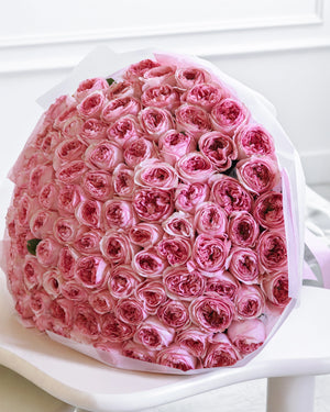 Букет от 101–501 рози Pink X-pression Deluxe No. 481 от GEBOV Flowers — снимка 4