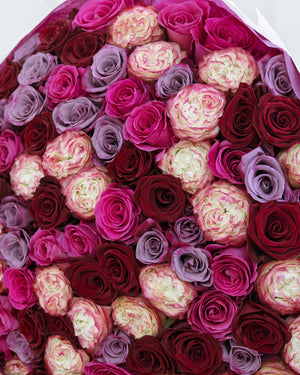 Букет от 101–501 рози Velvet Deluxe No. 484 от GEBOV Flowers — снимка 4