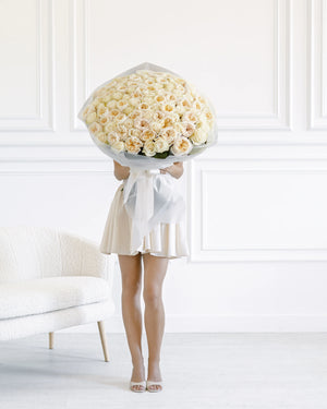 Букет от 101–501 рози Evolution Deluxe No. 487 от GEBOV Flowers — снимка 2