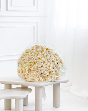 Букет от 101–501 рози Evolution Deluxe No. 487 от GEBOV Flowers — снимка 3