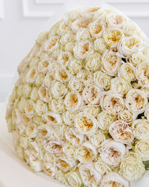 Букет от 101–501 рози Evolution Deluxe No. 487 от GEBOV Flowers — снимка 4
