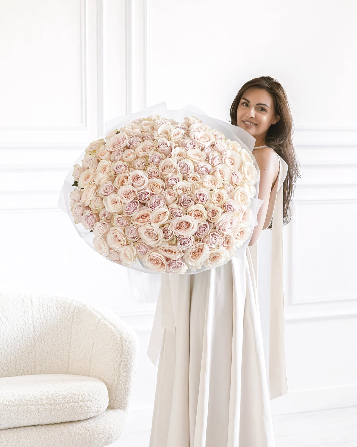 Букет от 101–501 рози Symphony Deluxe No. 488 от GEBOV Flowers