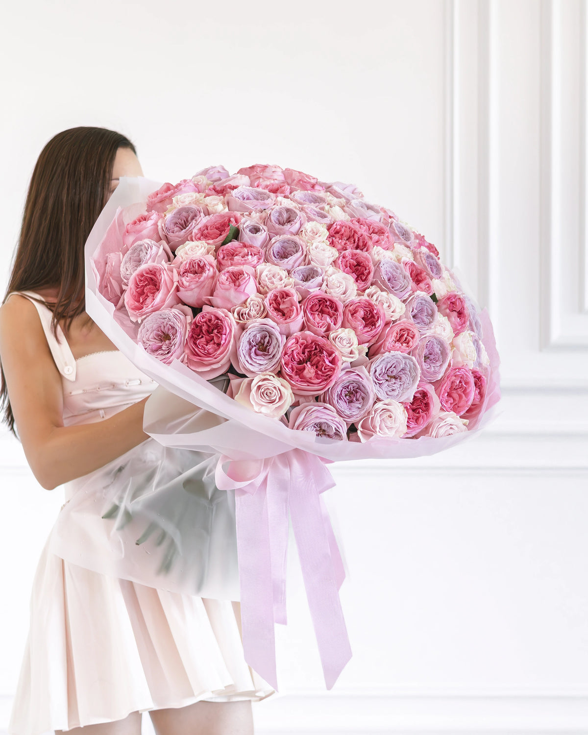 Букет от 101–501 рози Love Deluxe No. 489 от GEBOV Flowers — снимка 3