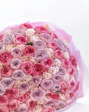 Букет от 101–501 рози Love Deluxe No. 489 от GEBOV Flowers — снимка 4