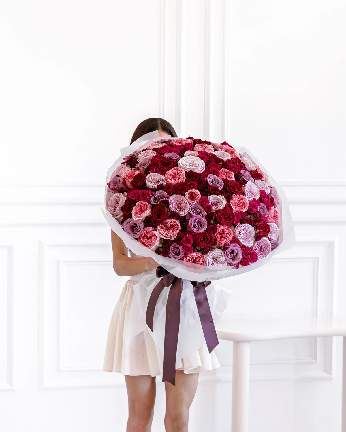 Букет от 101–501 рози Strong Enough Deluxe No. 490 от GEBOV Flowers — снимка 2