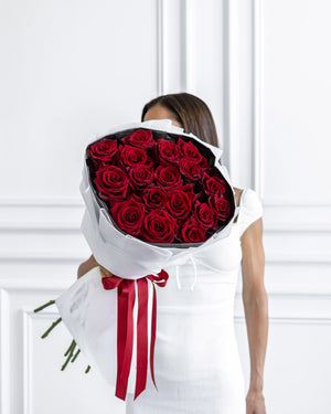 Букет Explorer Signature No. 497 от GEBOV Flowers — Luxe - впечатляващо присъствие