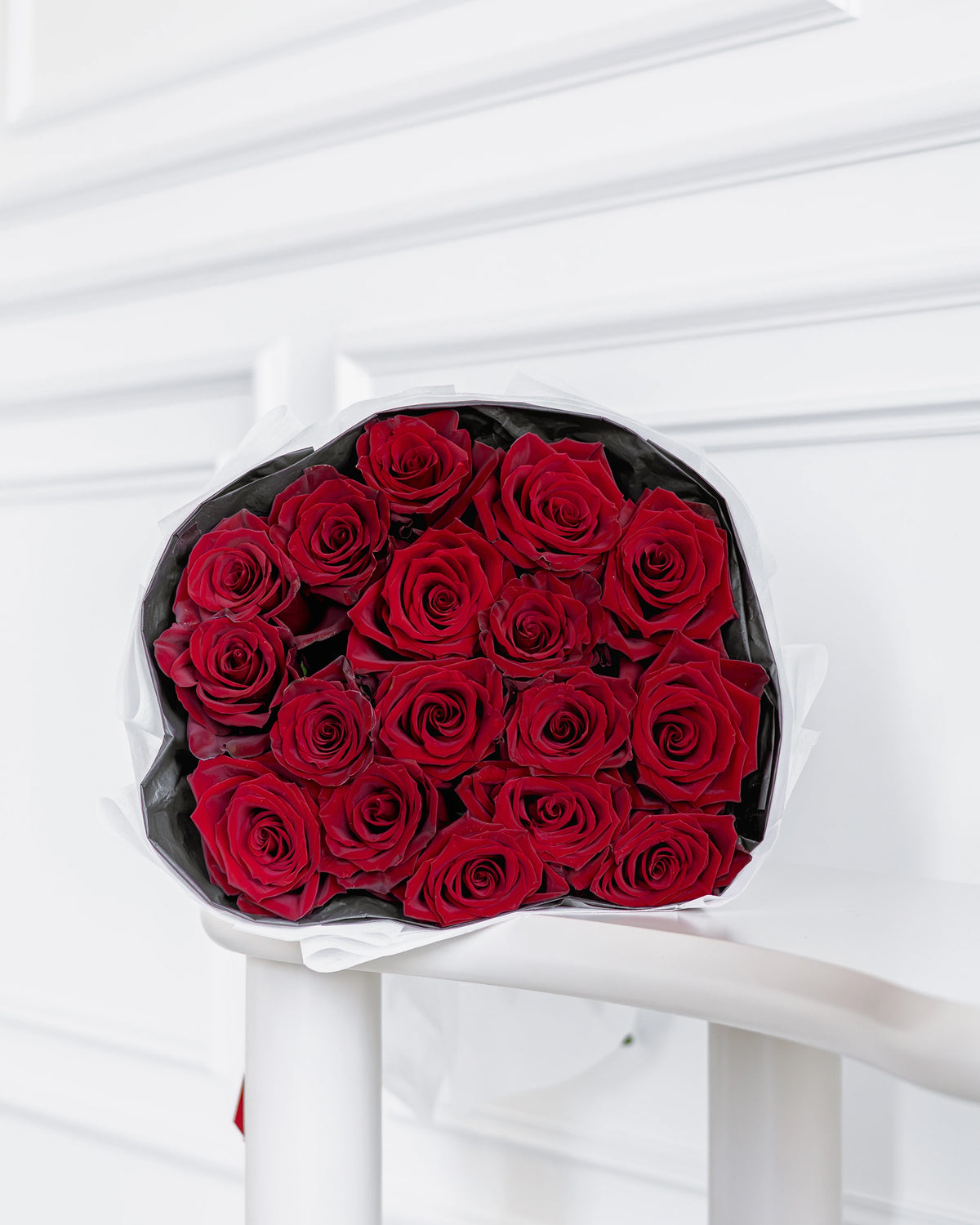 Букет Explorer Signature No. 497 от GEBOV Flowers — Luxe - впечатляващо присъствие