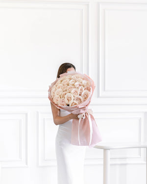 Букет Fancy Dreams Timeless No. 515 от GEBOV Flowers