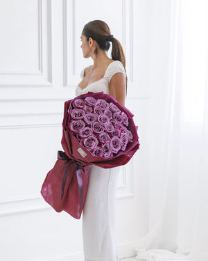 Букет Violet Hill Timeless No. 521 от GEBOV Flowers