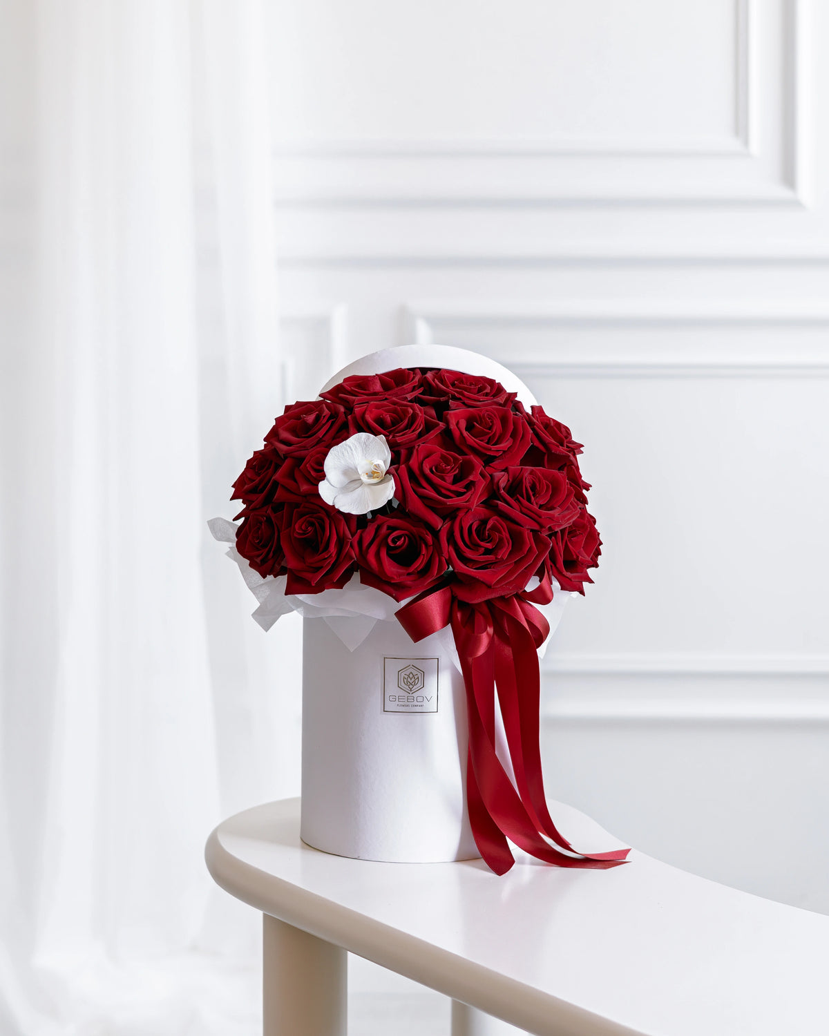 Кутия Explorer Signature No. 574 от GEBOV Flowers — Signature - за специален повод