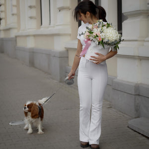 Кутия Луси No. 286 - Стилна и изискана кутия цветя в бяло-розавата гама, доставка в София, снимка 4