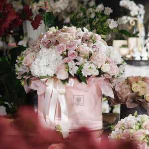 Кутия Елинор No. 313 - Открийте съвършенството с нашата изискана кутия, пълна с микс от, доставка в София, снимка 4