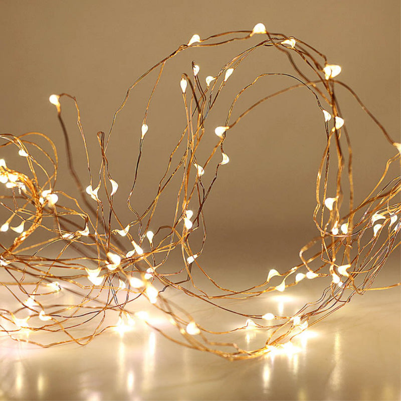 Лампички в топло бяло