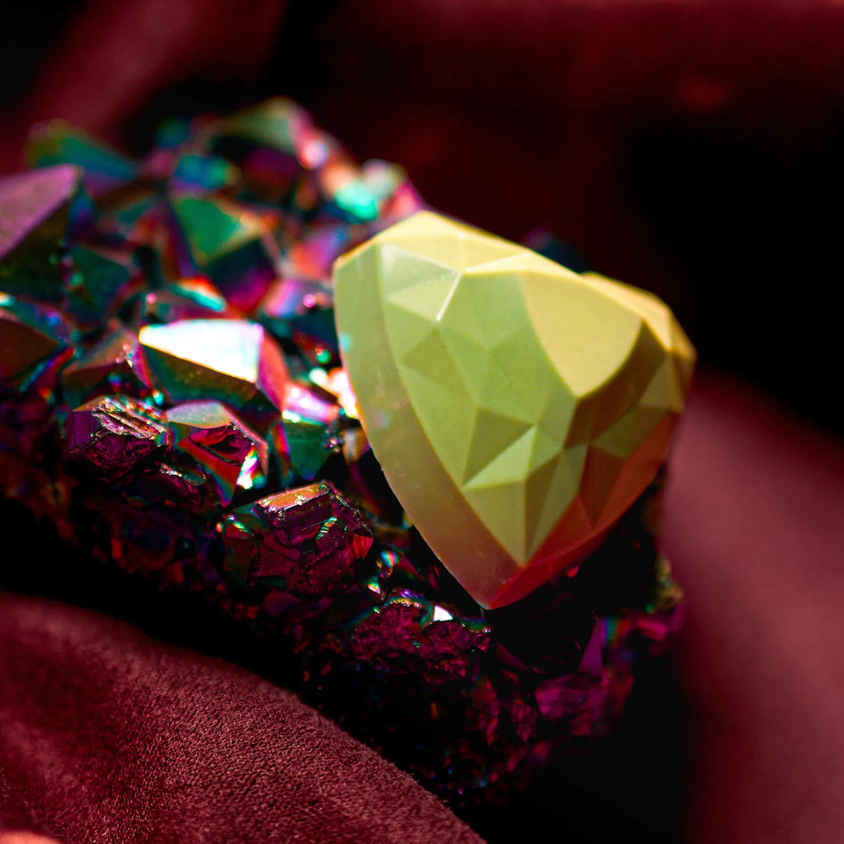 La Fève Two Hearts in One Rhythm — green chocolate heart